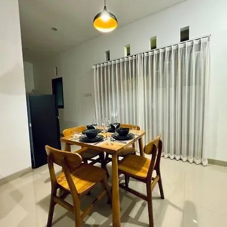 Lily House Cozy 2 Bedrooms Villa With Pool In Bukit Ungasan  Exterior photo