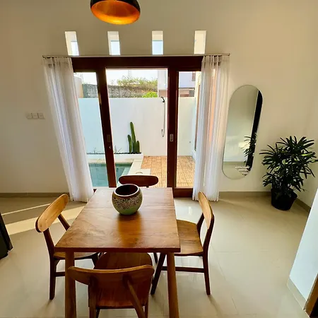 Lily House Cozy 2 Bedrooms Villa With Pool In Bukit Ungasan  Exterior photo